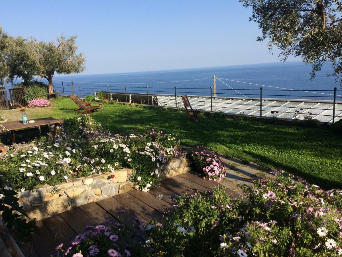 Creuza De Ma Santo Stefano al Mare Bagian luar foto